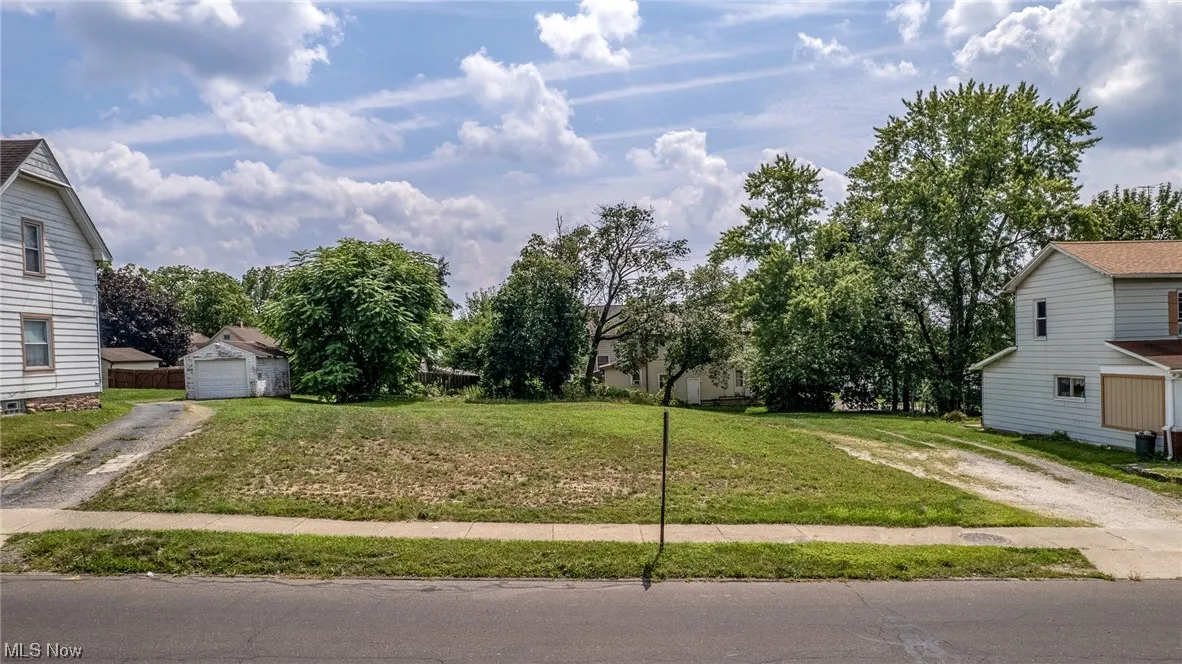 111 Churchill Road, Girard, Ohio,MLS Now Listing ID