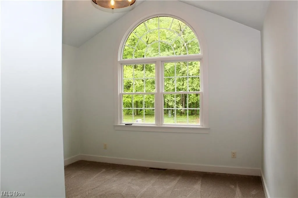 5 Lucretia Lane, Columbiana, Ohio,MLS Now Listing ID