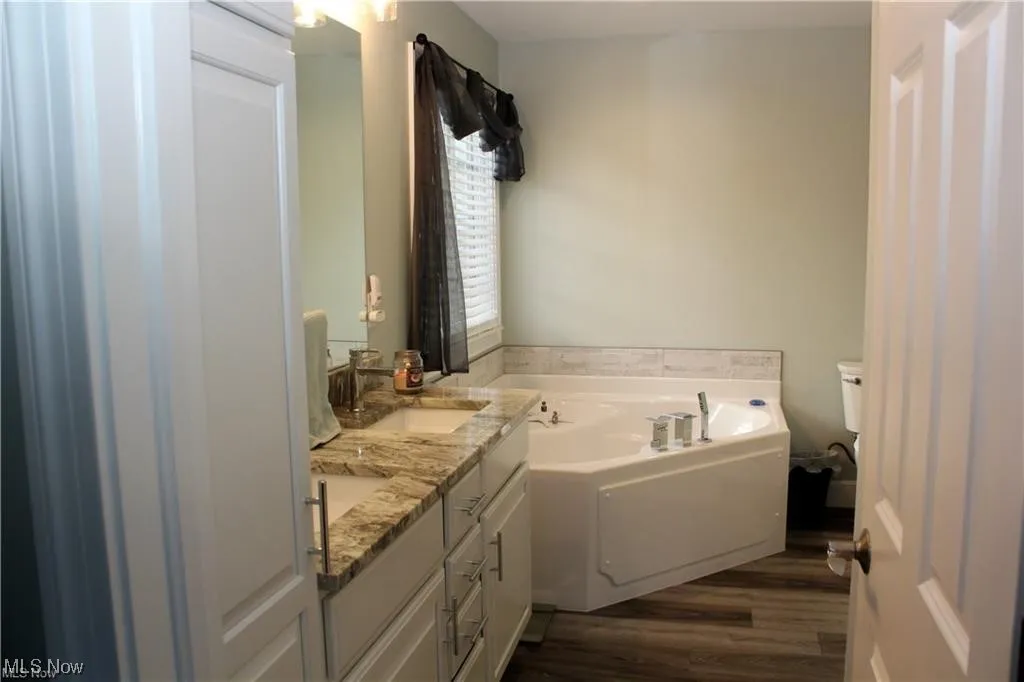 5 Lucretia Lane, Columbiana, Ohio,MLS Now Listing ID