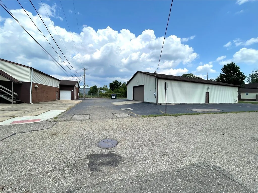 1107 Melchoir & 806 Cook