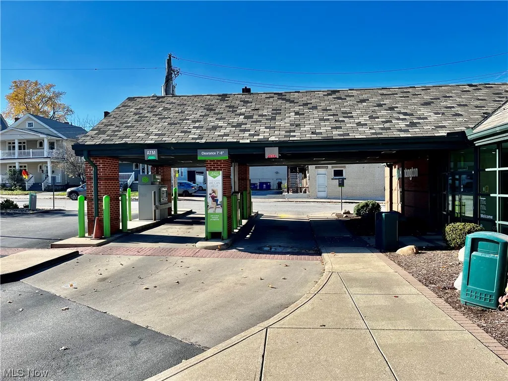 Drive thru