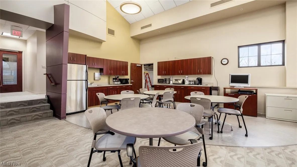 Upstairs break room eating area
