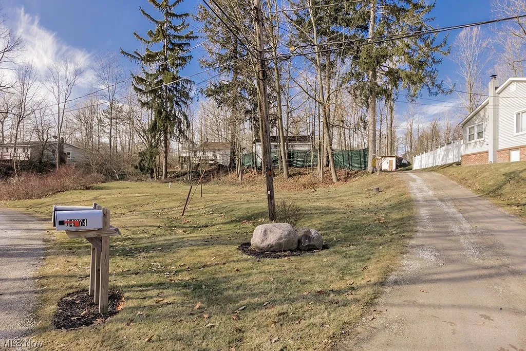 14672 & 14674 Brightwood