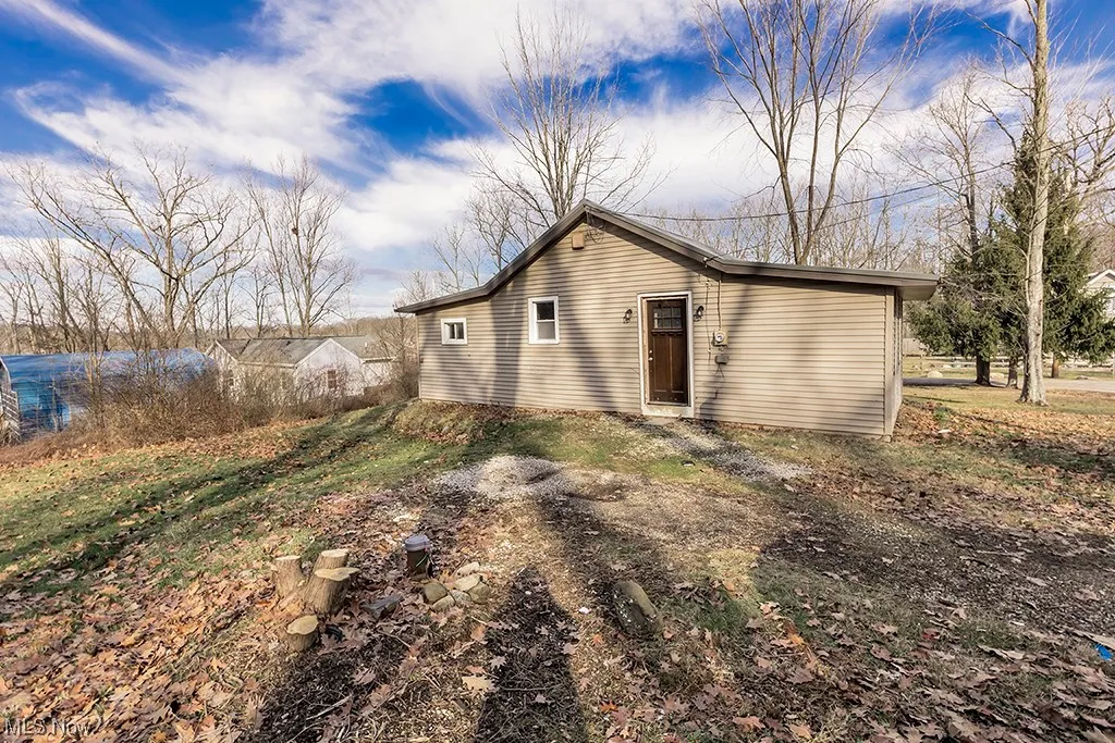 14606 Castlewood