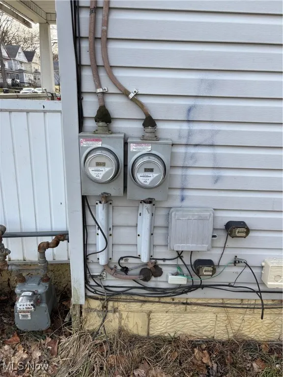 810 Amherst Street, Akron, Ohio,MLS Now Listing ID