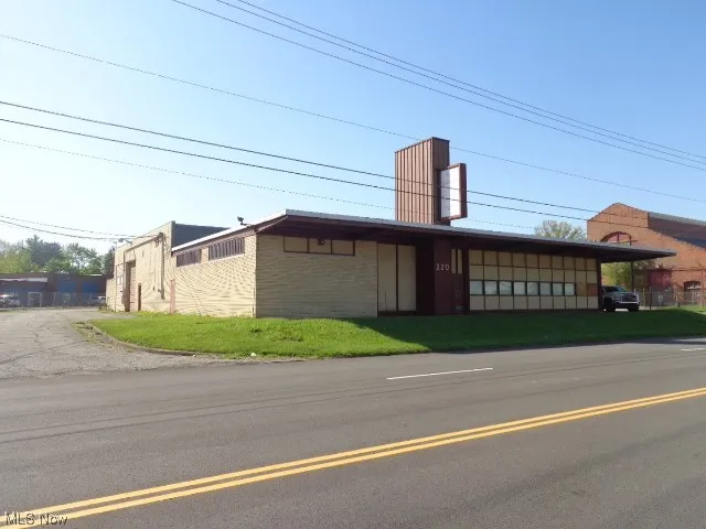 220 Oberlin Road, Elyria, Ohio,MLS Now Listing ID
