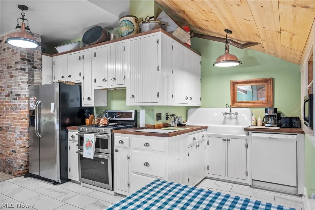 403 E Adams Street, Sandusky, Ohio 44870,MLS Now Listing ID