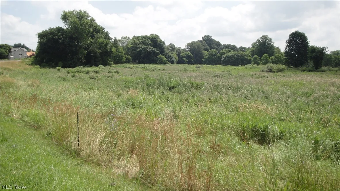 View of nature featuring a rural view