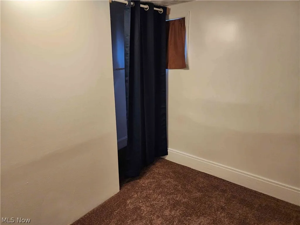 Small 3rd bedroom closet area