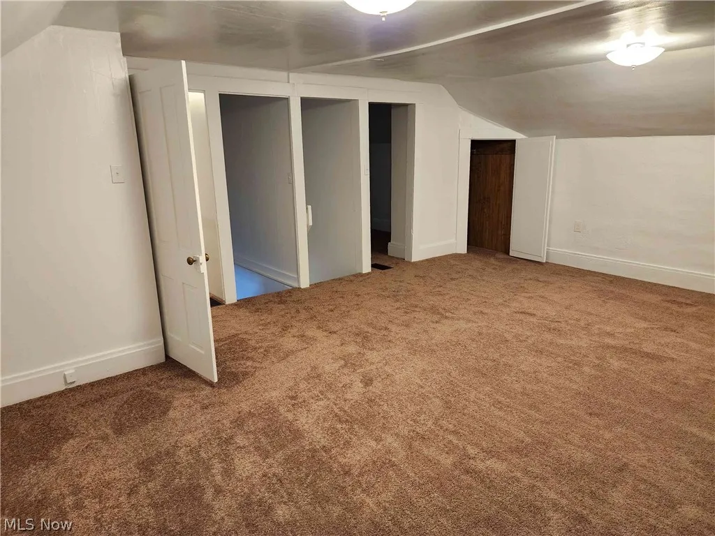 Large bedroom 20x16