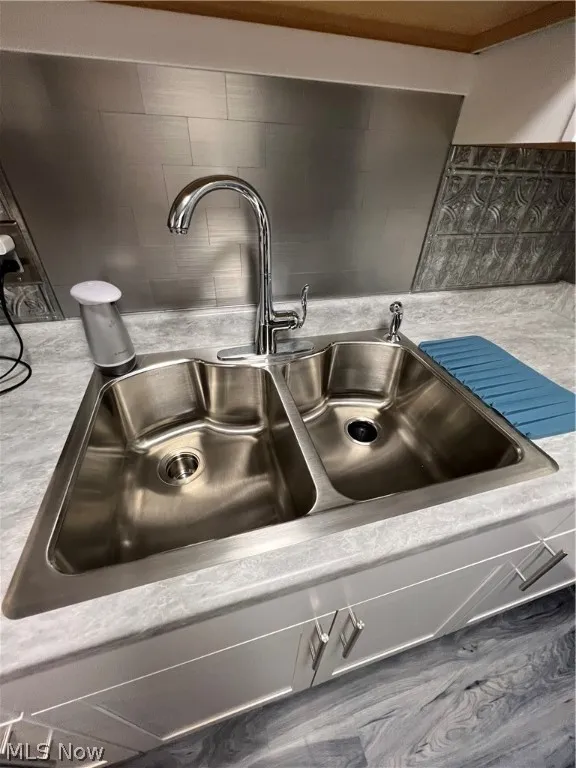 Details featuring sink and backsplash