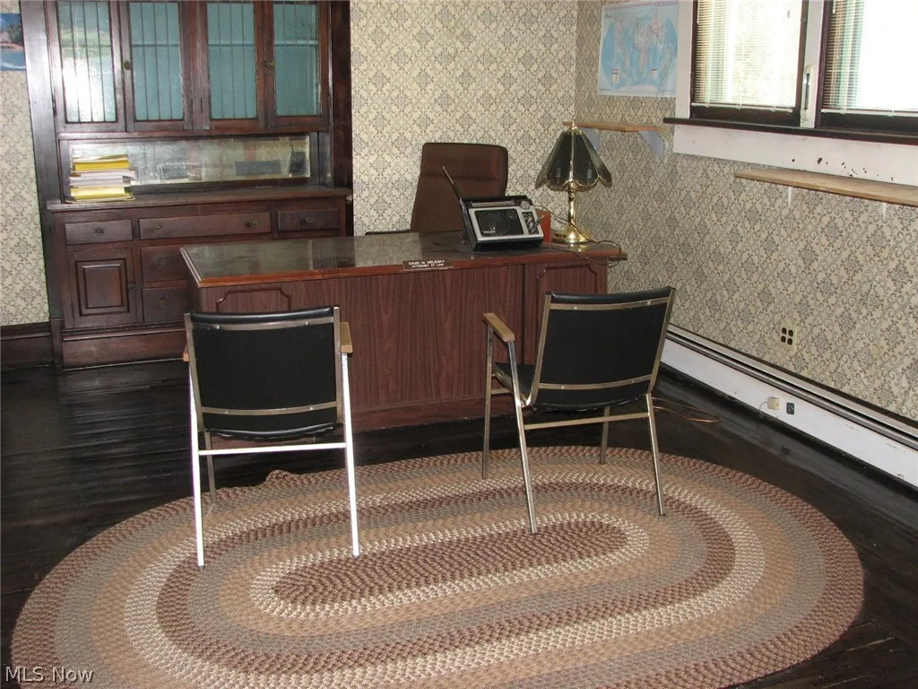 office/dinning room
