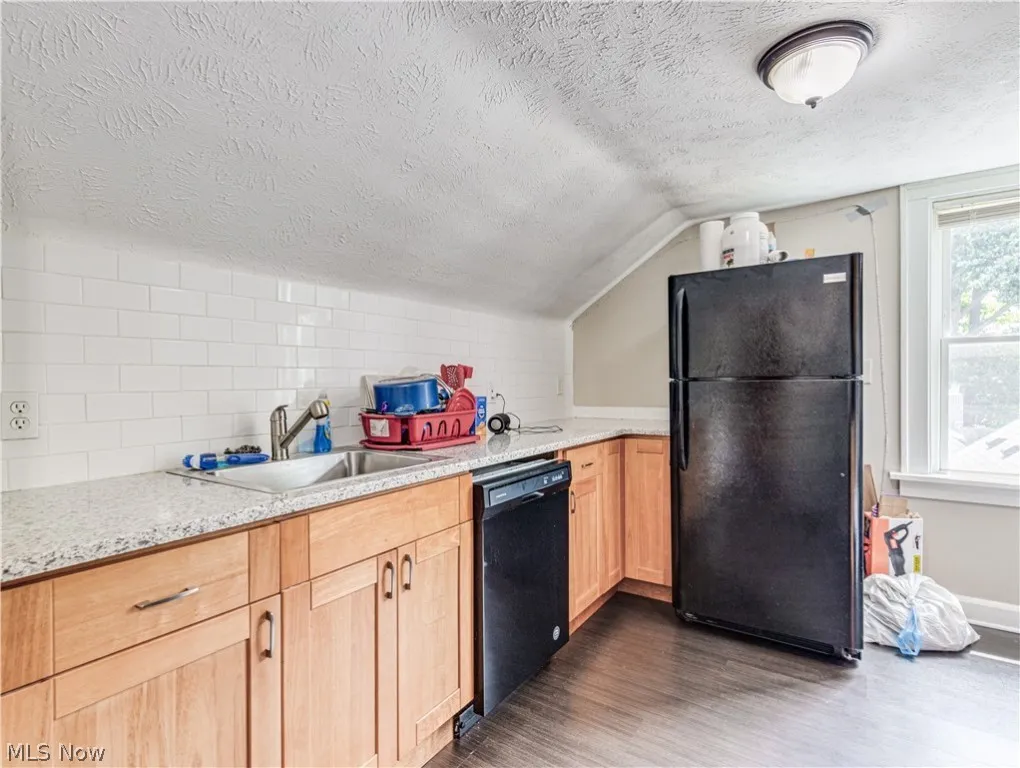 Unit 3 kitchen