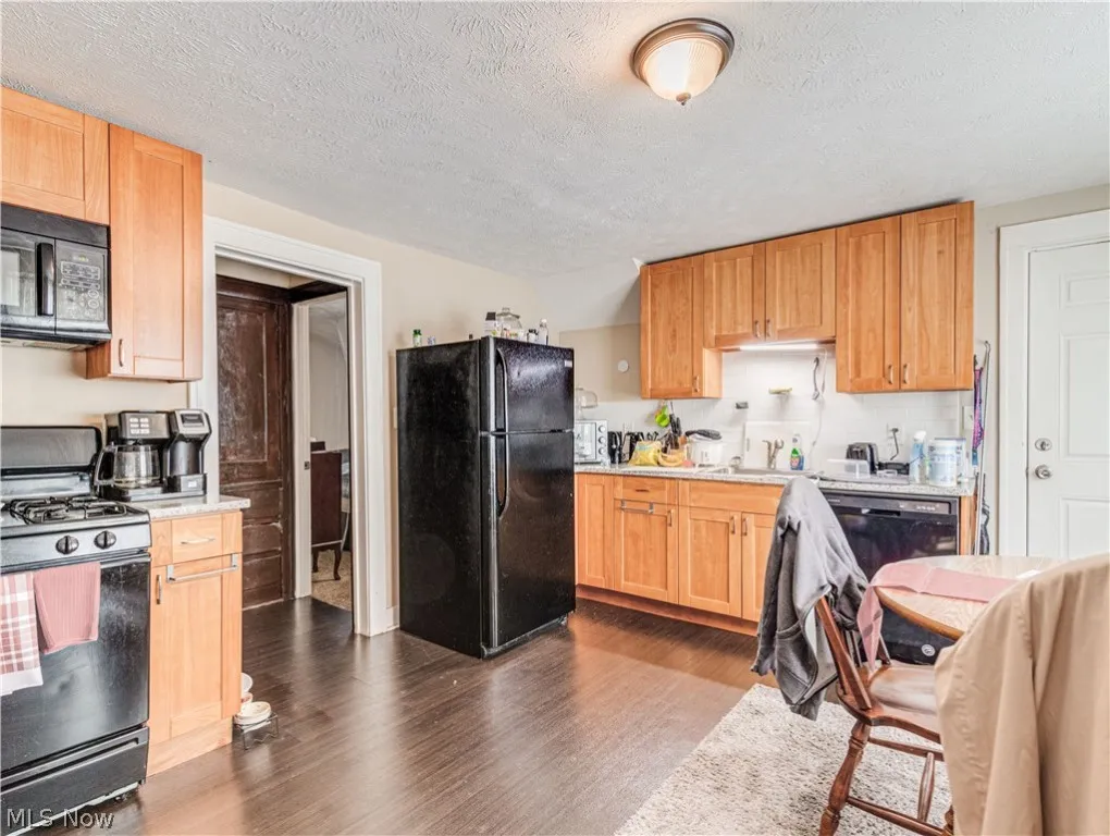 Unit 2 kitchen