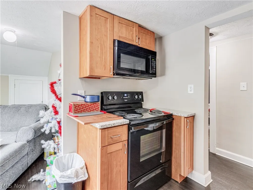 Unit 3 kitchen