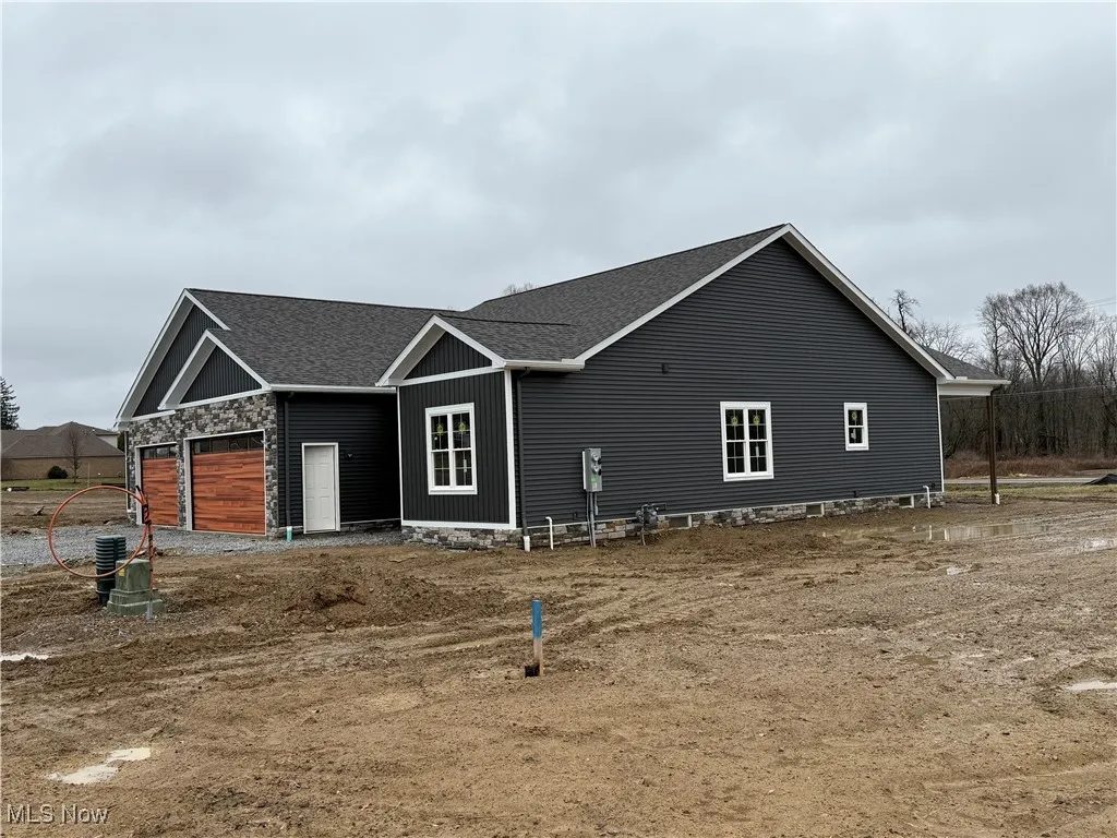 View of front facade with a garage
