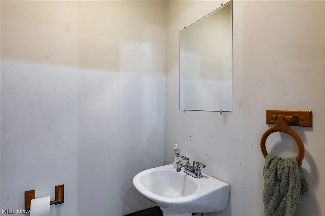 69 Mulberry Street, Elizabeth, West Virginia 26143,MLS Now Listing ID