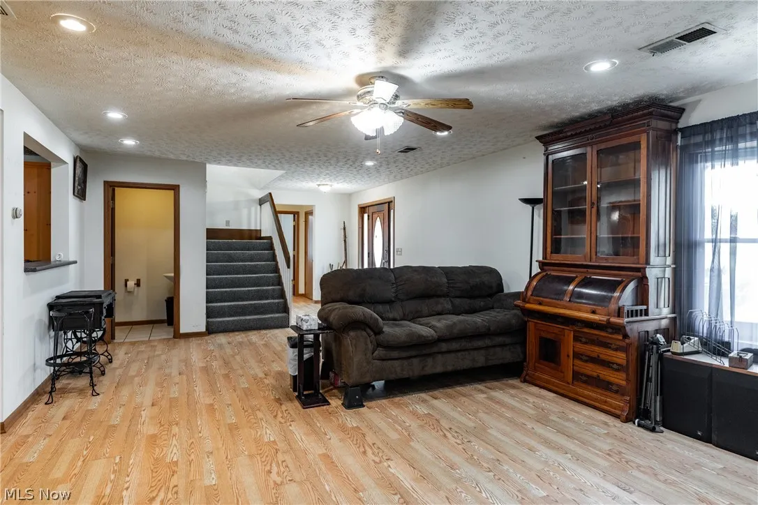 69 Mulberry Street, Elizabeth, West Virginia 26143,MLS Now Listing ID