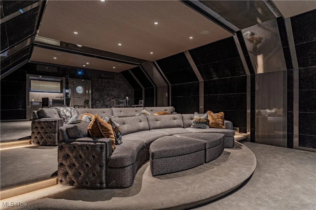 2875 Chagrin River Road, Hunting Valley, Ohio 44022,MLS Now Listing ID