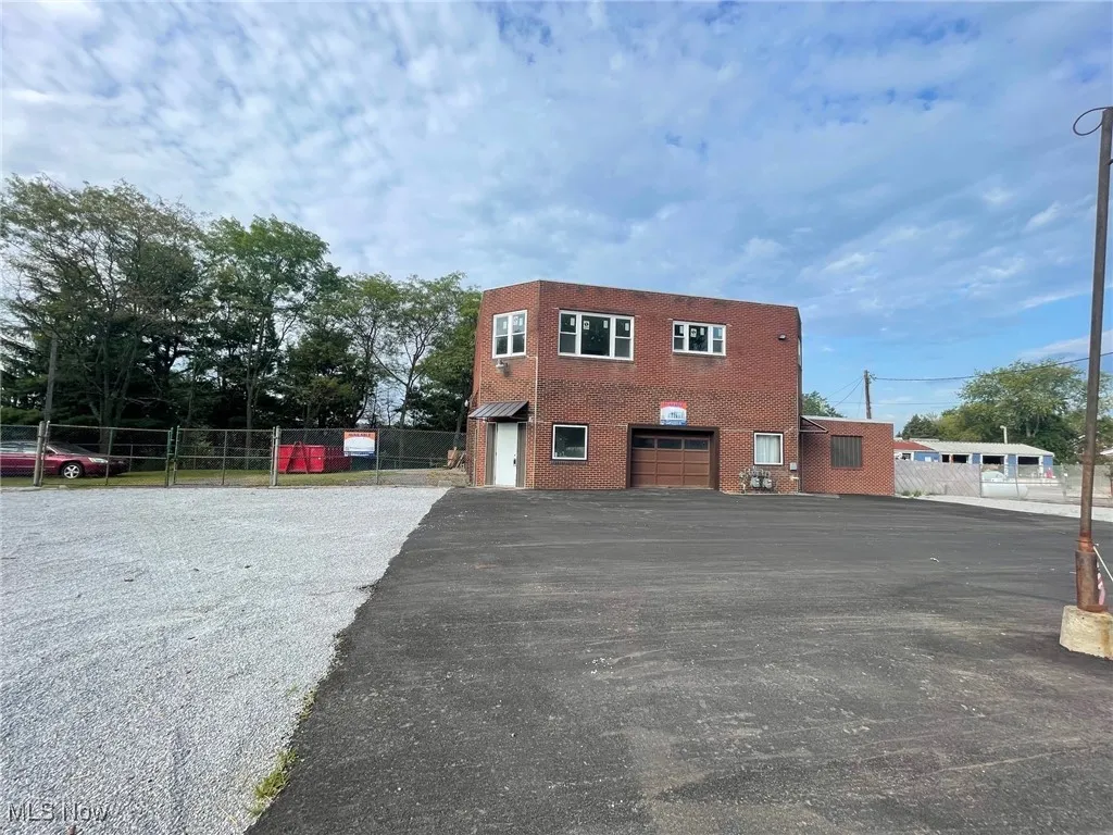 2627 Waynesburg Drive, Canton, Ohio 44707,MLS Now Listing ID