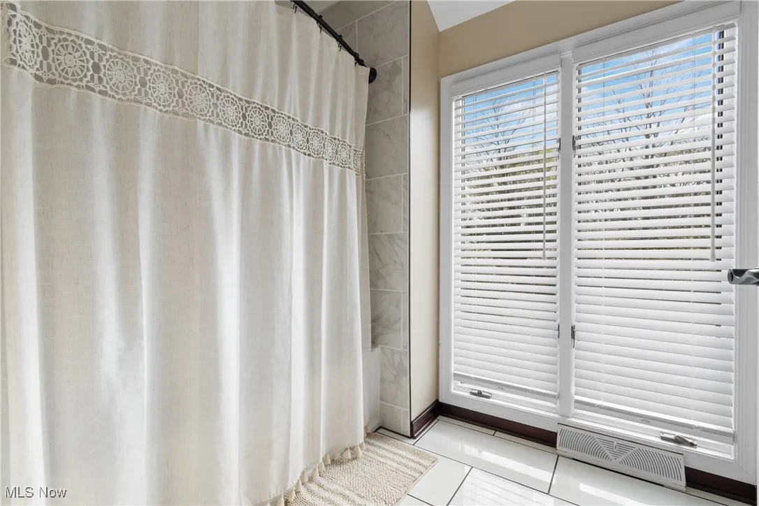 10 Hidden Valley Drive # 10, Rocky River, Ohio,MLS Now Listing ID