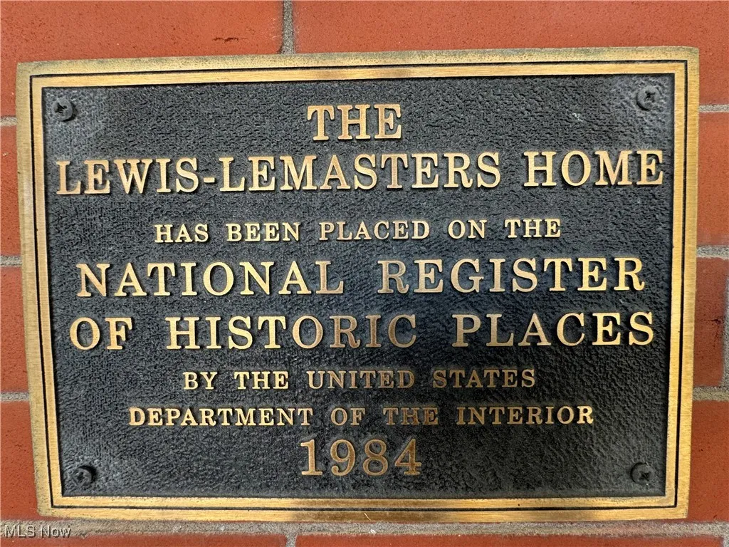 View of room details