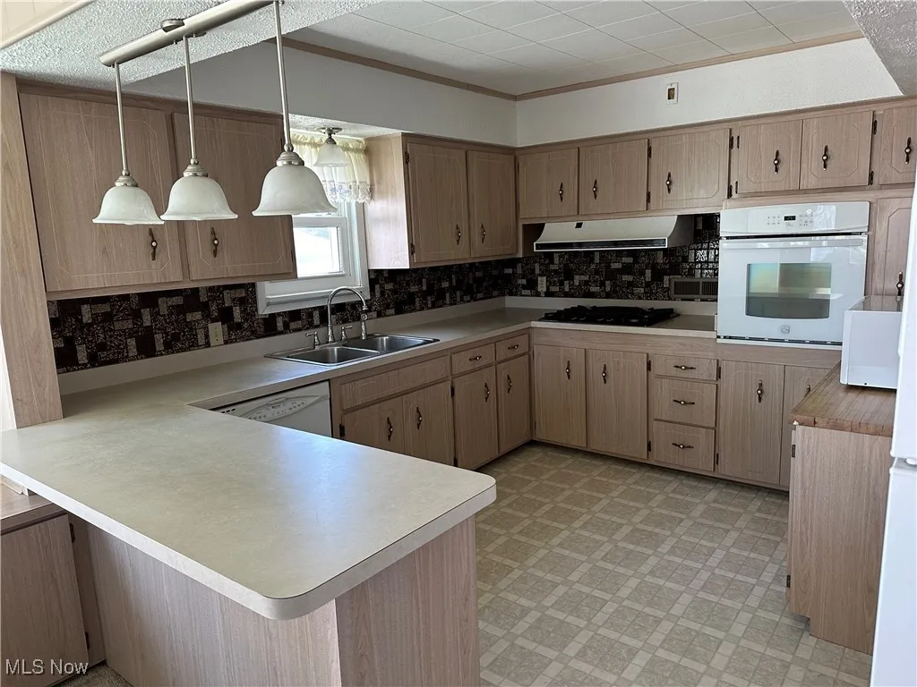 5213 Royalton Road, North Royalton, Ohio,MLS Now Listing ID