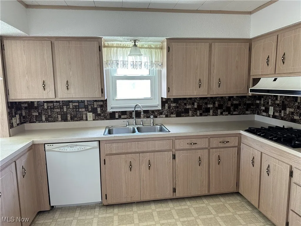 5213 Royalton Road, North Royalton, Ohio,MLS Now Listing ID