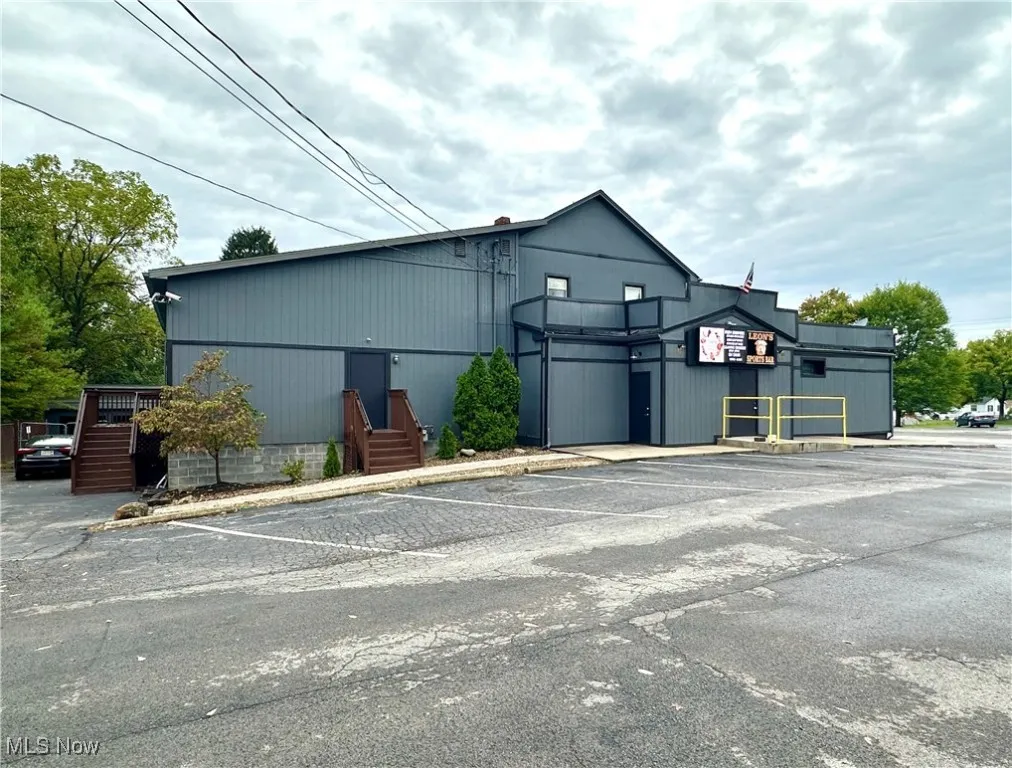 1111 Niles Cortland Road, Howland, Ohio,MLS Now Listing ID