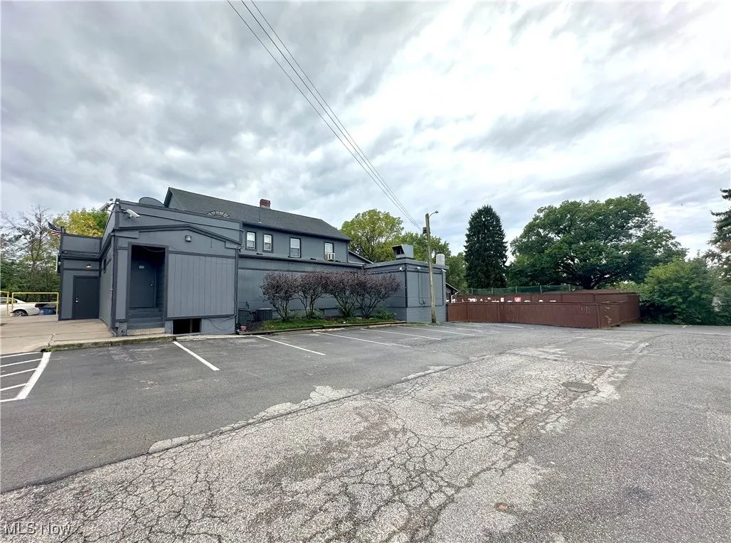 1111 Niles Cortland Road, Howland, Ohio,MLS Now Listing ID