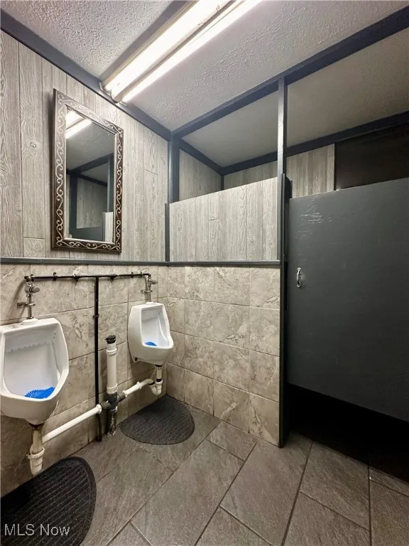 1111 Niles Cortland Road, Howland, Ohio,MLS Now Listing ID