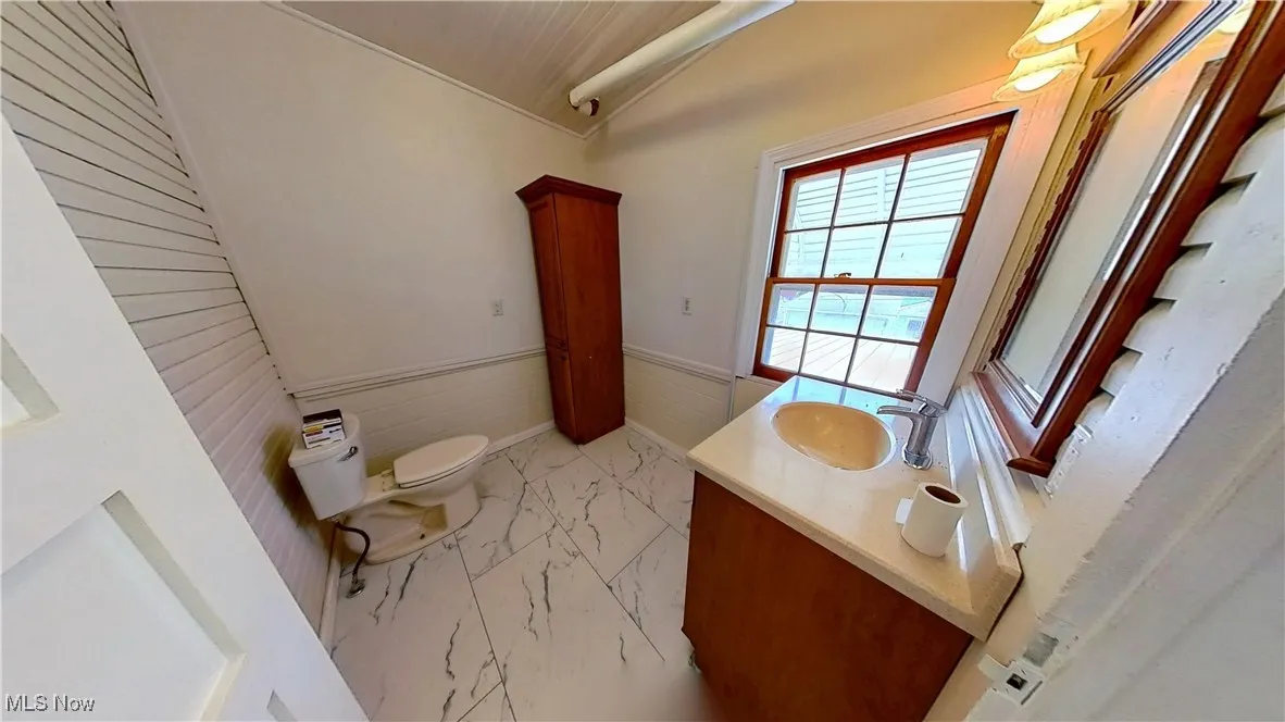 319 Thompson Avenue, East Liverpool, Ohio 43920,MLS Now Listing ID