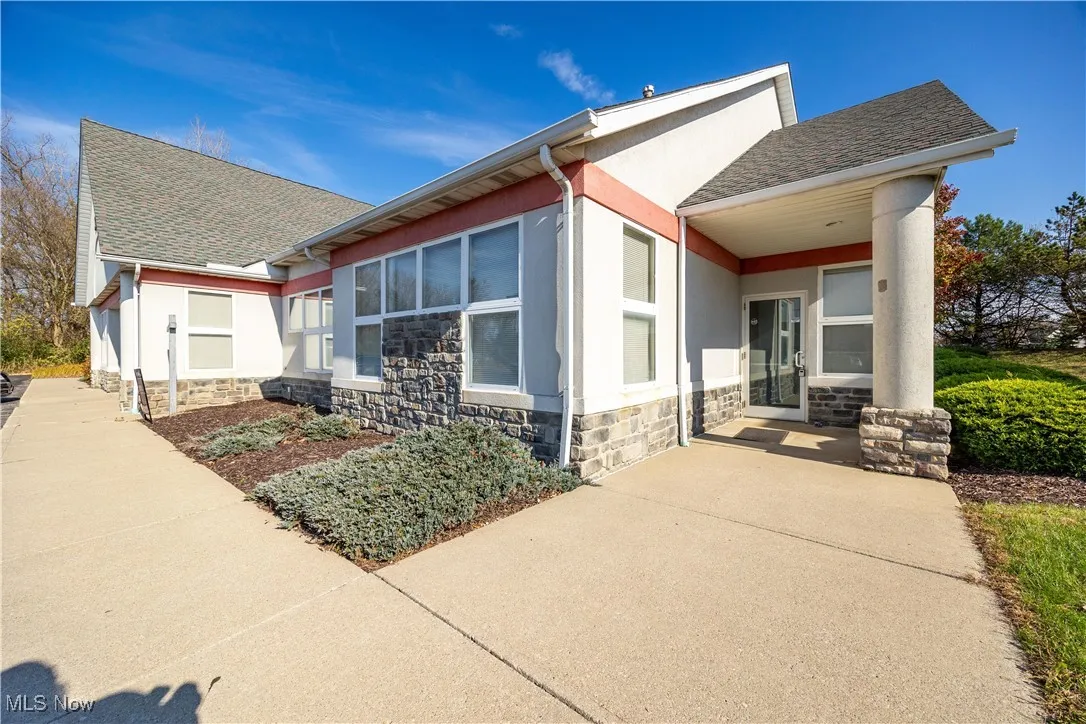 5319 Meadow Lane Court, Sheffield Village, Ohio,MLS Now Listing ID