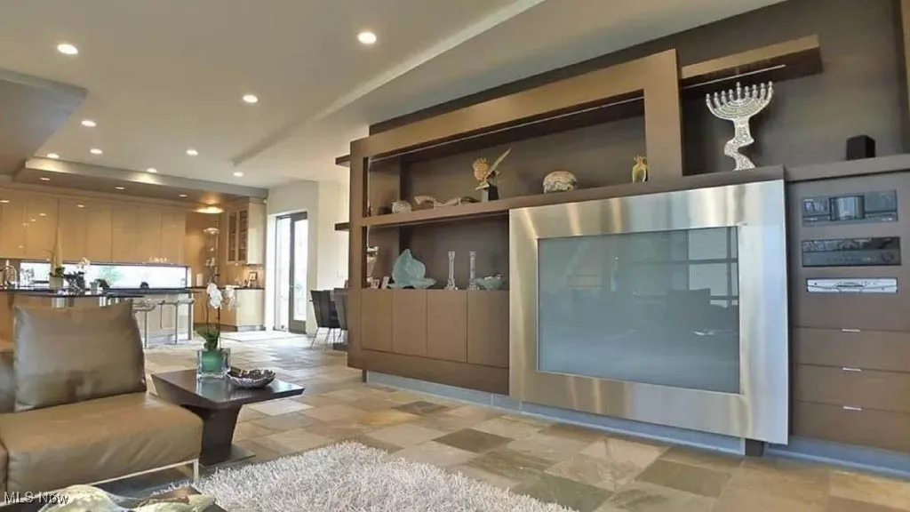 13695 County Line Road, Chagrin Falls, Ohio 44022,MLS Now Listing ID