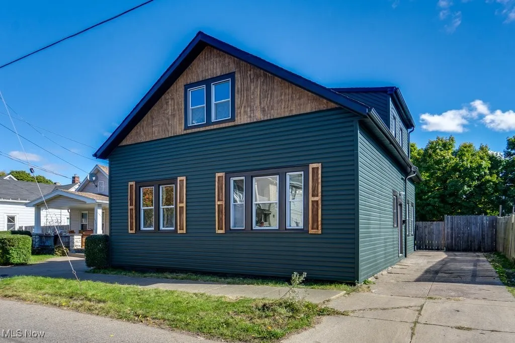 View of side of property