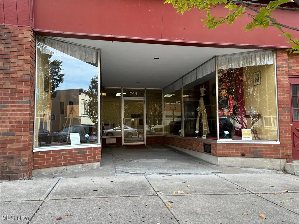 744 Wheeling Avenue, Cambridge, Ohio,MLS Now Listing ID