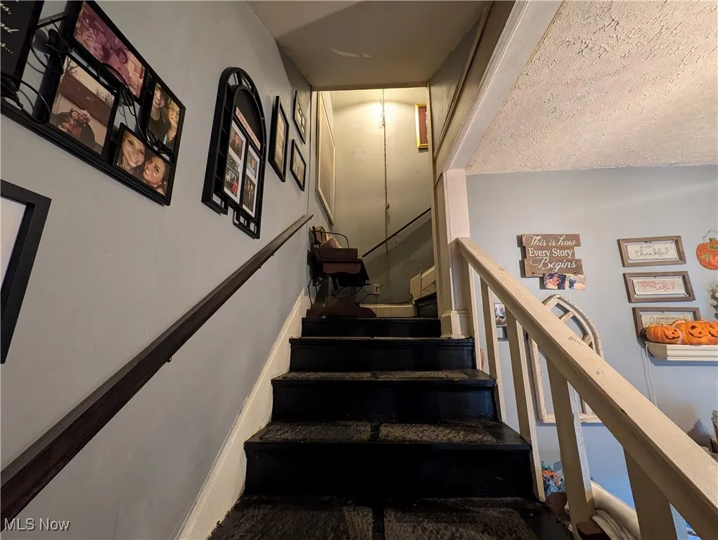 66 Roosevelt, Reedy, West Virginia,MLS Now Listing ID