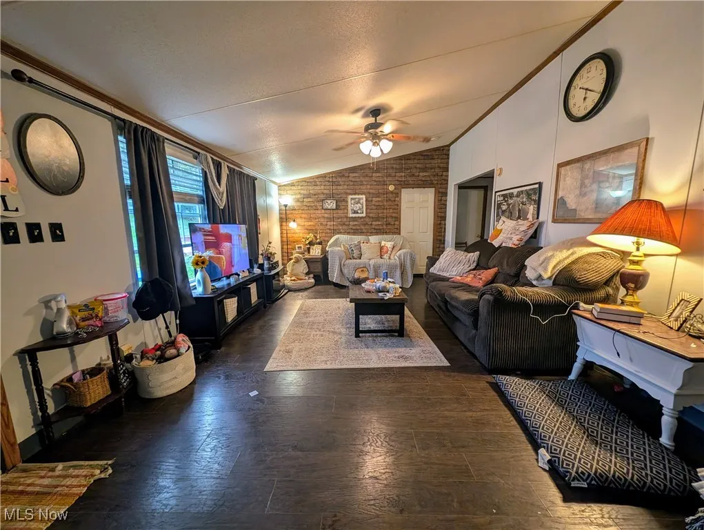 66 Roosevelt, Reedy, West Virginia,MLS Now Listing ID