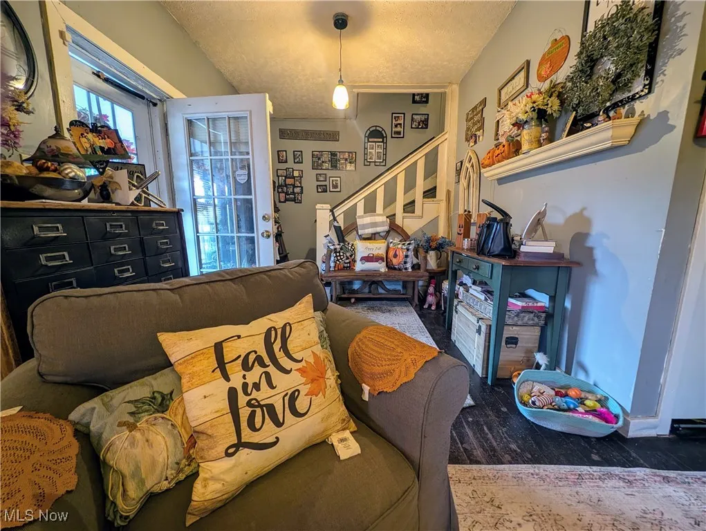 66 Roosevelt, Reedy, West Virginia,MLS Now Listing ID