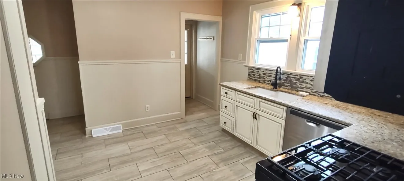 2322 Walnut Boulevard, Ashtabula, Ohio,MLS Now Listing ID