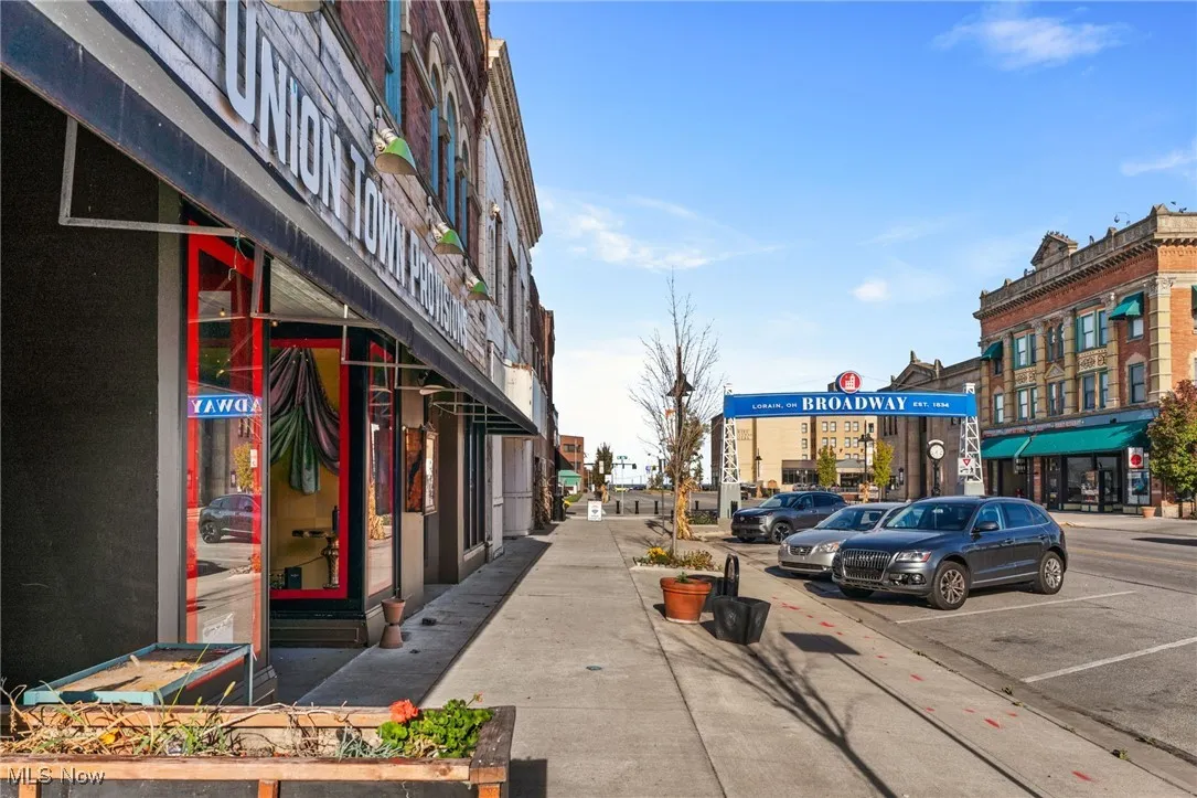 422 Broadway, Lorain, Ohio,MLS Now Listing ID