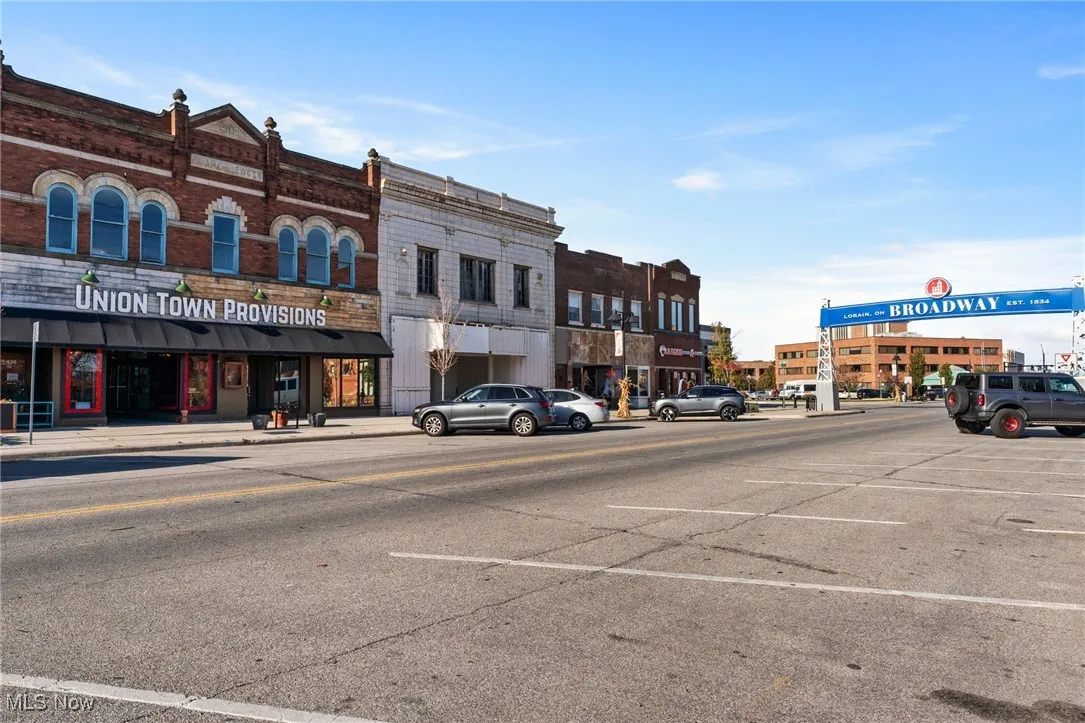 422 Broadway, Lorain, Ohio,MLS Now Listing ID