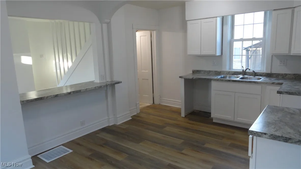 128 Columbia, Chester, West Virginia,MLS Now Listing ID