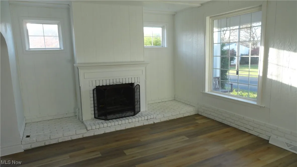 128 Columbia, Chester, West Virginia,MLS Now Listing ID
