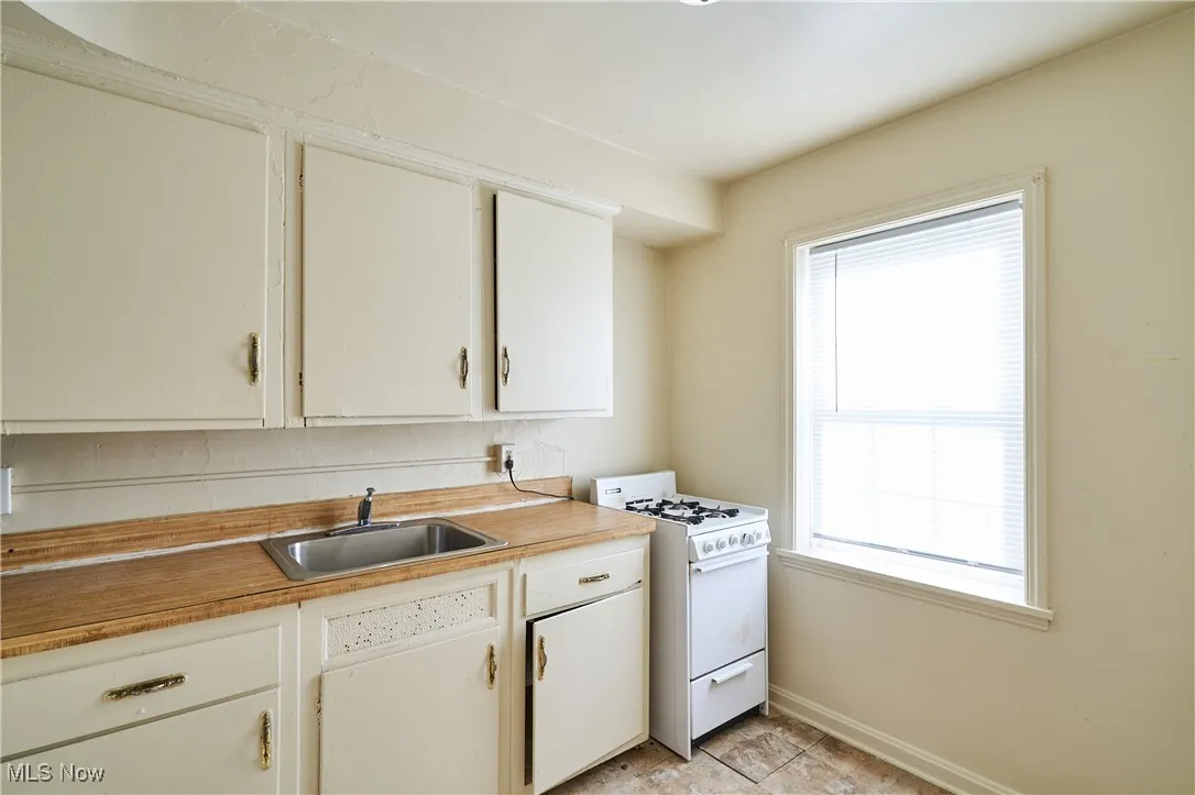 1581-1589 Coventry Road, East Cleveland, Ohio,MLS Now Listing ID