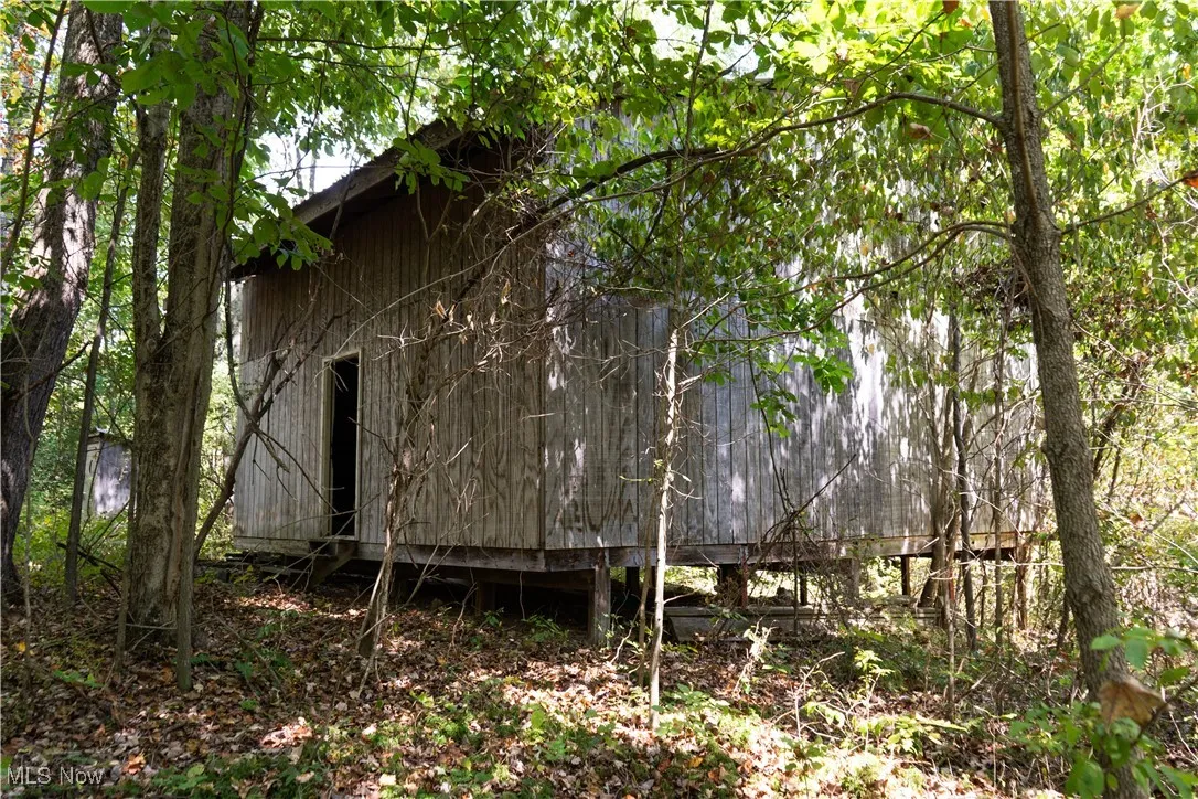 View of property exterior