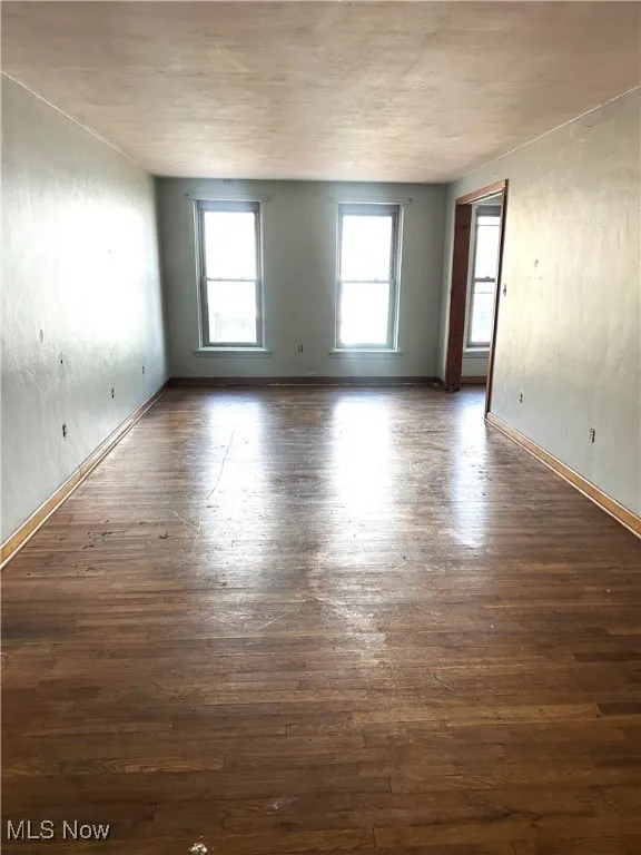 Upstairs 1 bedroom apartment