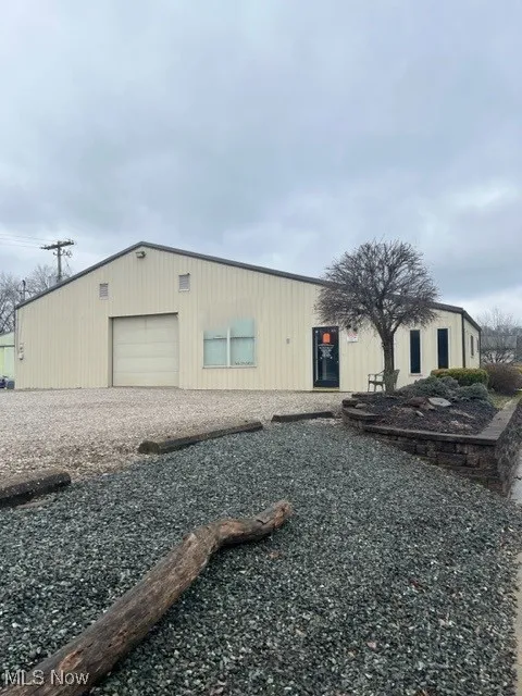 Welcome to 26420 SR 7 Marietta OH