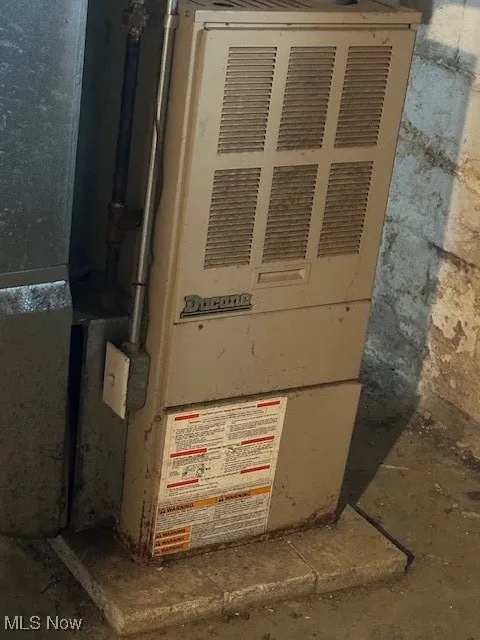 Utilities featuring heating unit