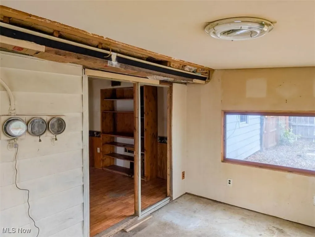 33700 Henwell Road, Columbia Station, Ohio 44028,MLS Now Listing ID